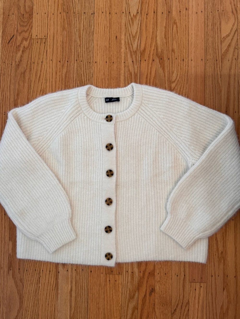 GAP Cream Button-Up Ribbed Women's Cardigan